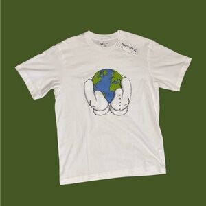Uniqlo x Kaws Peace For All Tee
